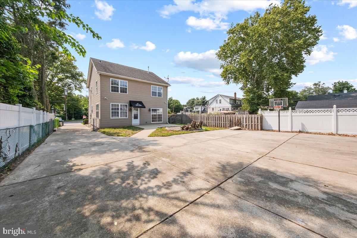 14 S Pennsylvania Ave Property Photo 48