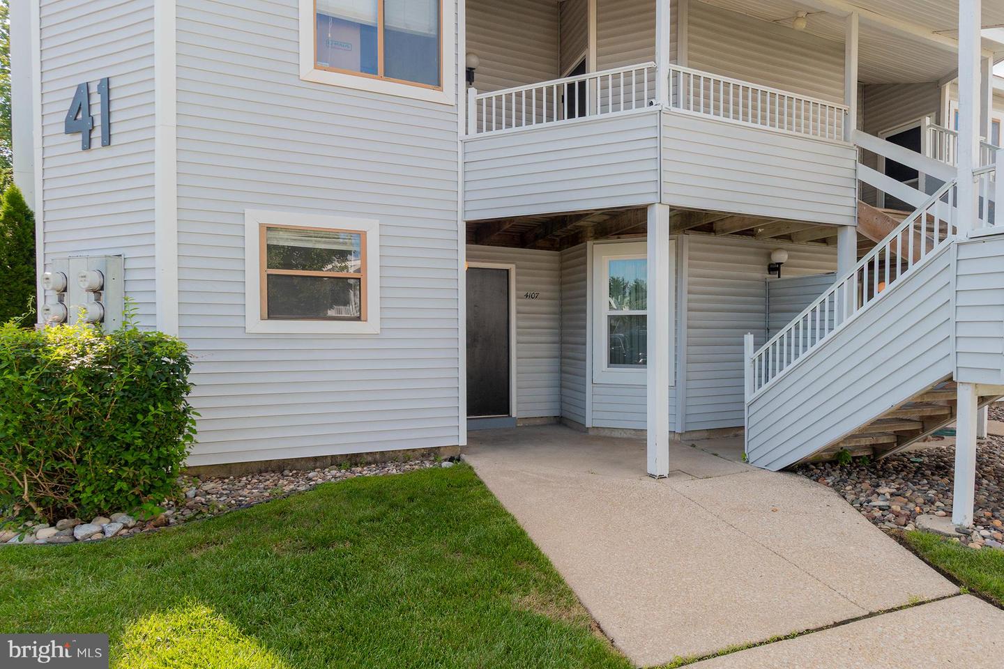 4107 TRACY CT Property Photo 1