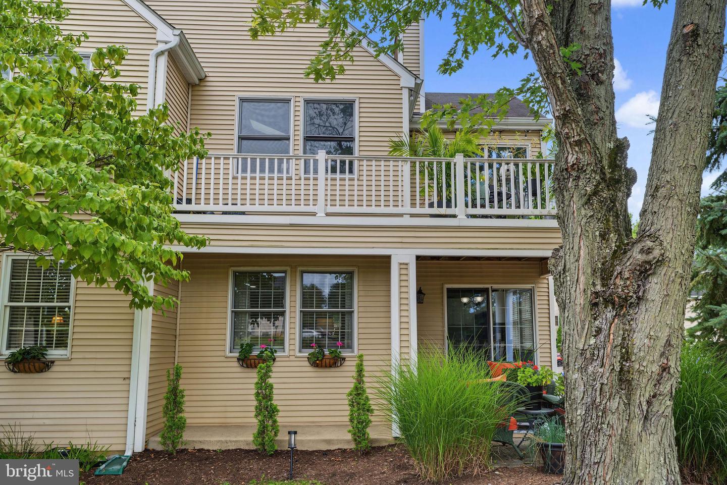 219 Sherbrooke Ct #219 Property Photo 40