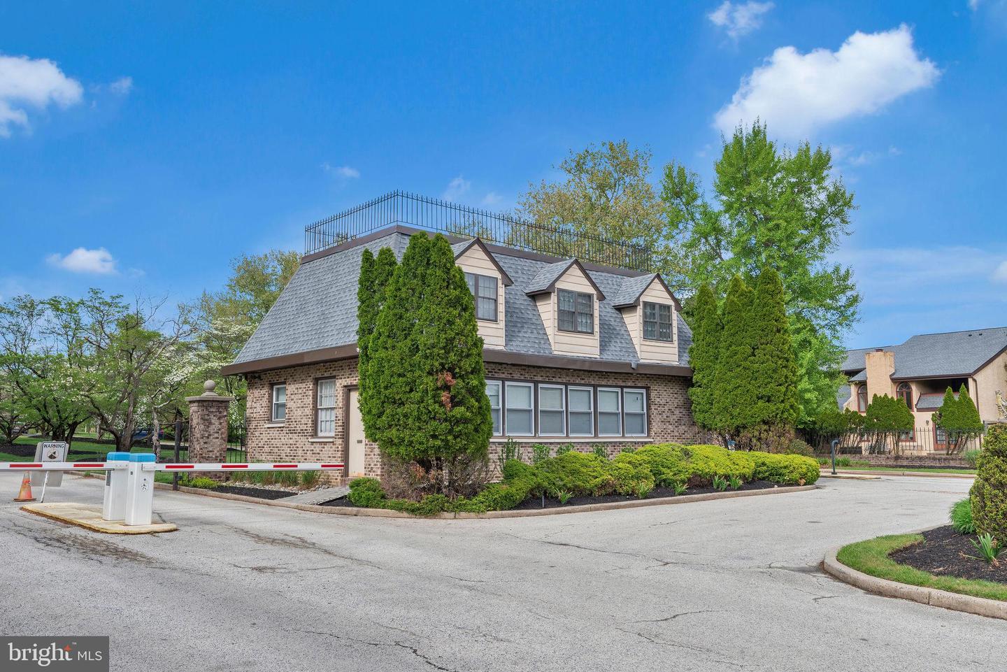 219 Sherbrooke Ct #219 Property Photo 47