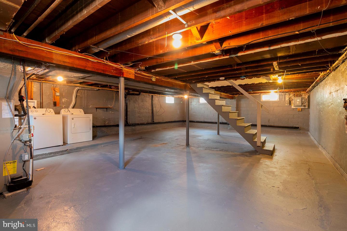 1009 Melrose Ave Property Photo 23