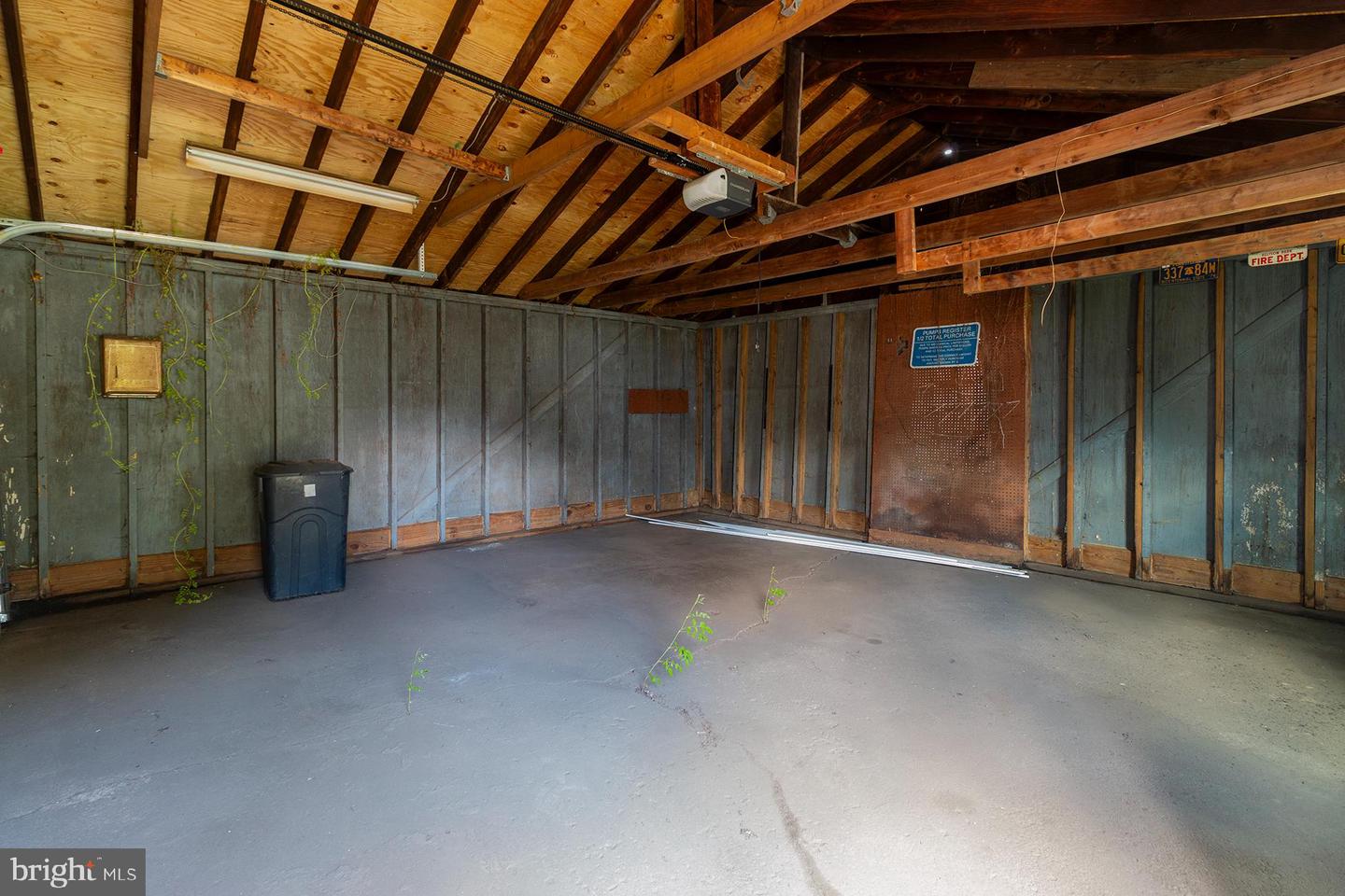 1009 Melrose Ave Property Photo 27