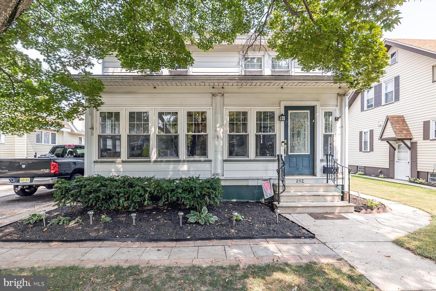 202 GUILFORD AVE