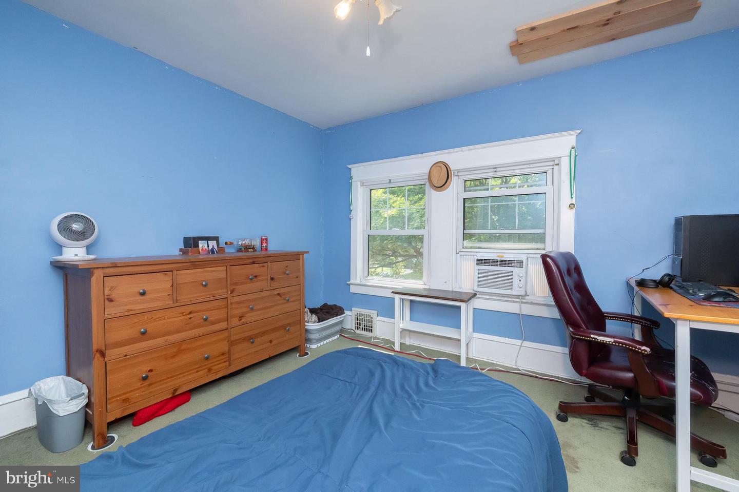 202 Guilford Ave Property Photo 29