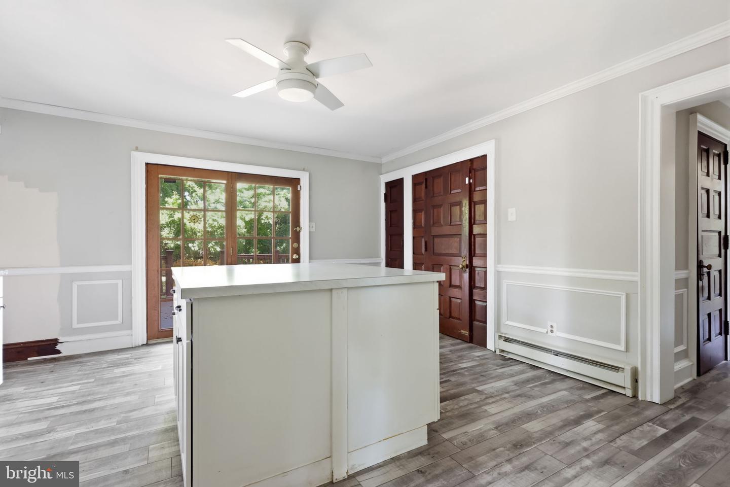319 Oaklawn Ave Property Photo 14
