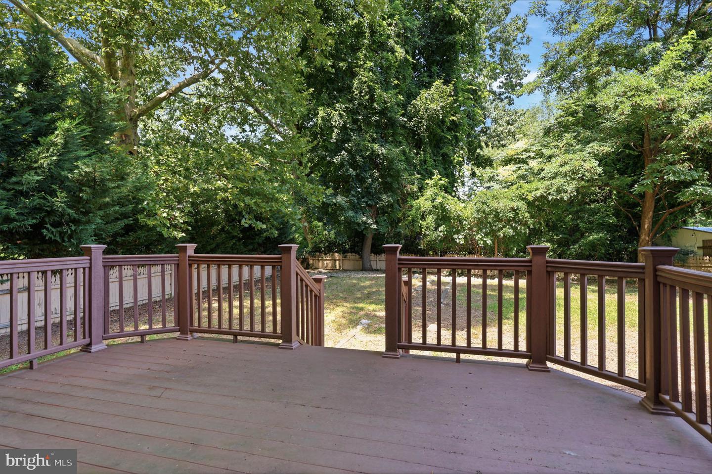 319 Oaklawn Ave Property Photo 36