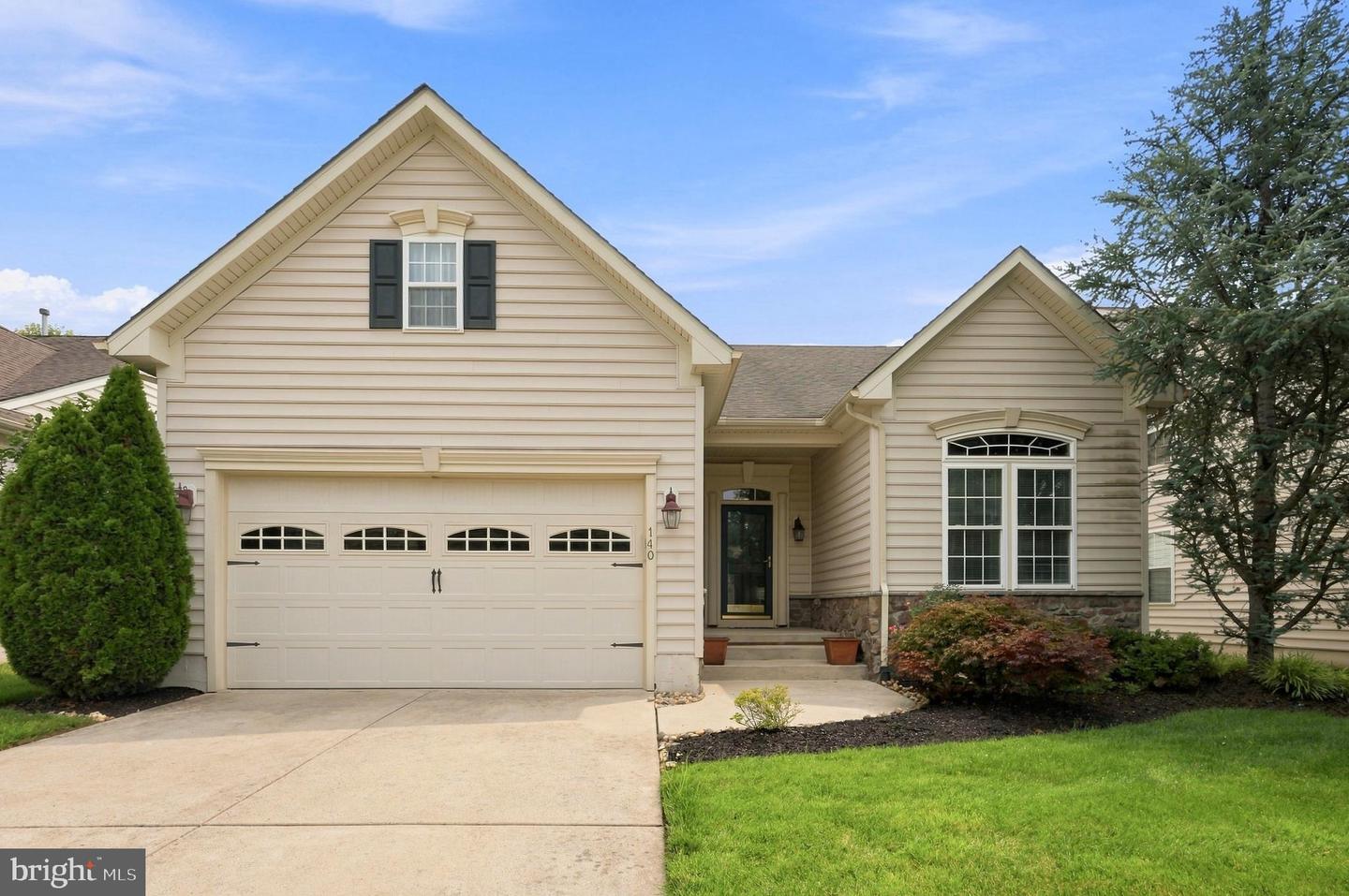 140 HEARTHSTONE DR