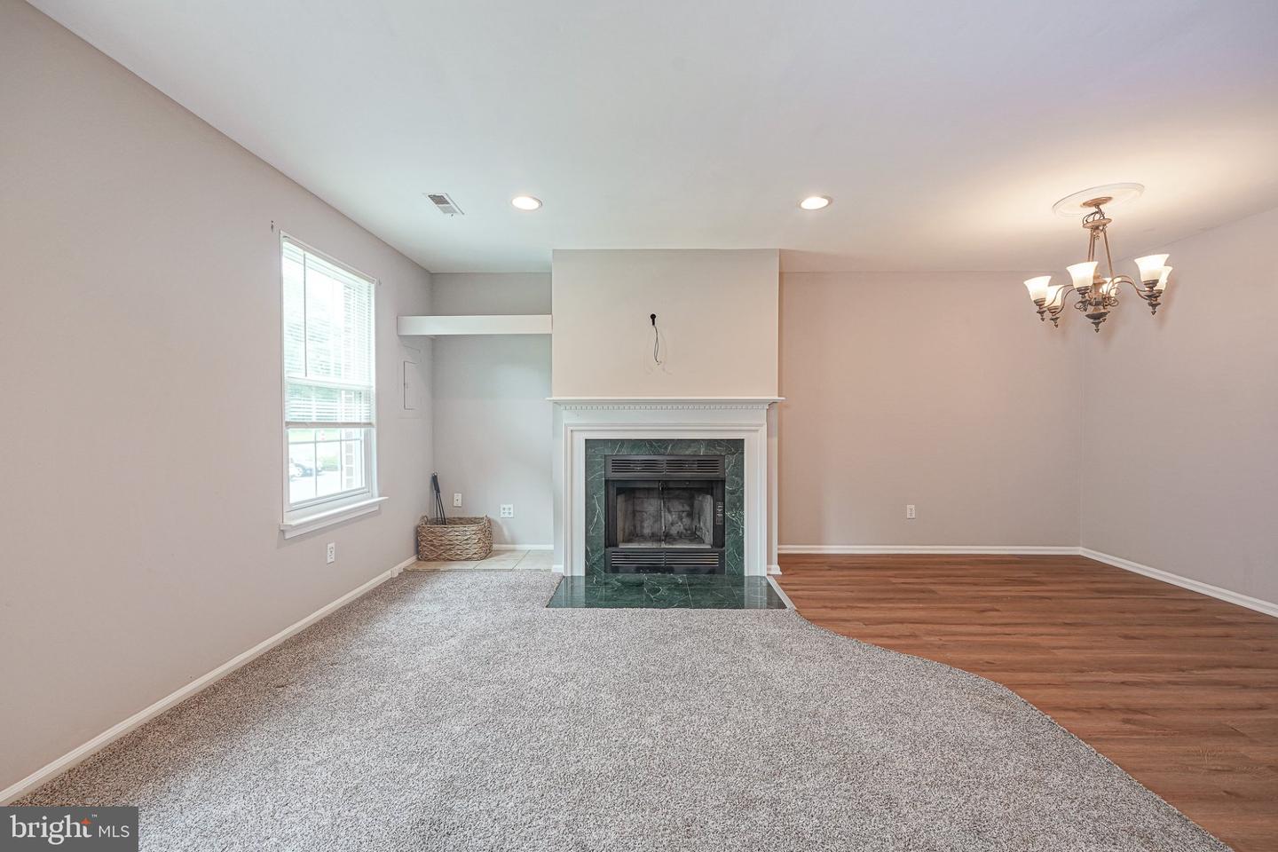 1213 Huntingdon Mews Property Photo 6