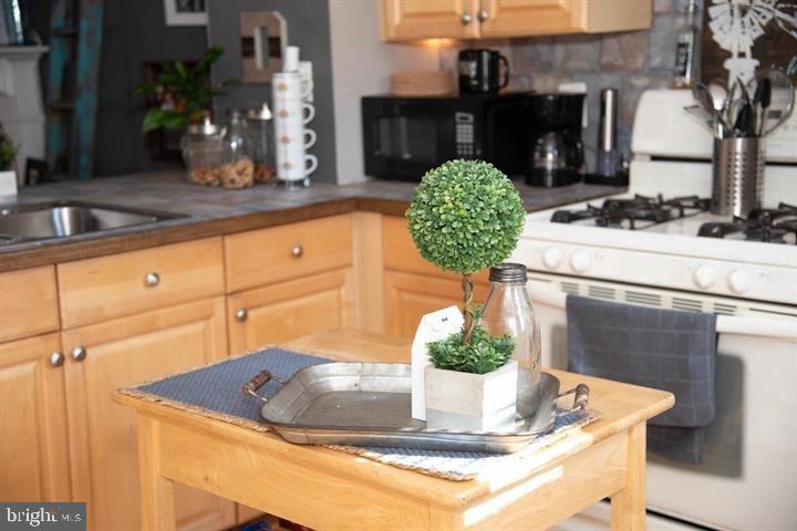 266 Haddon Ave Property Photo 32