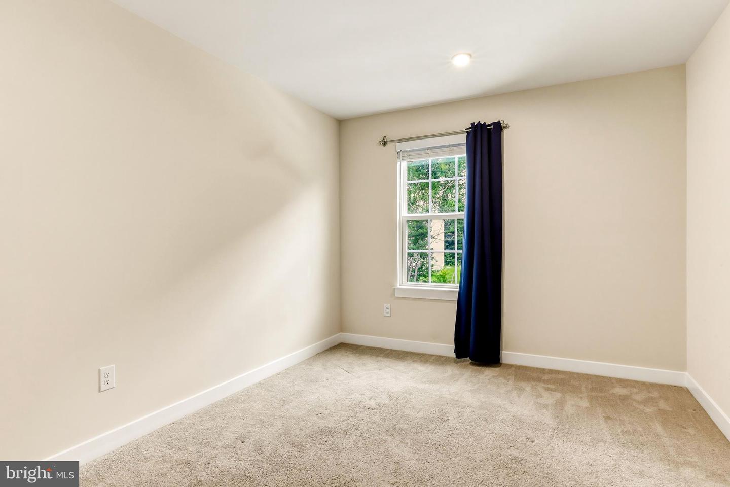 18 Circle Dr Property Photo 9