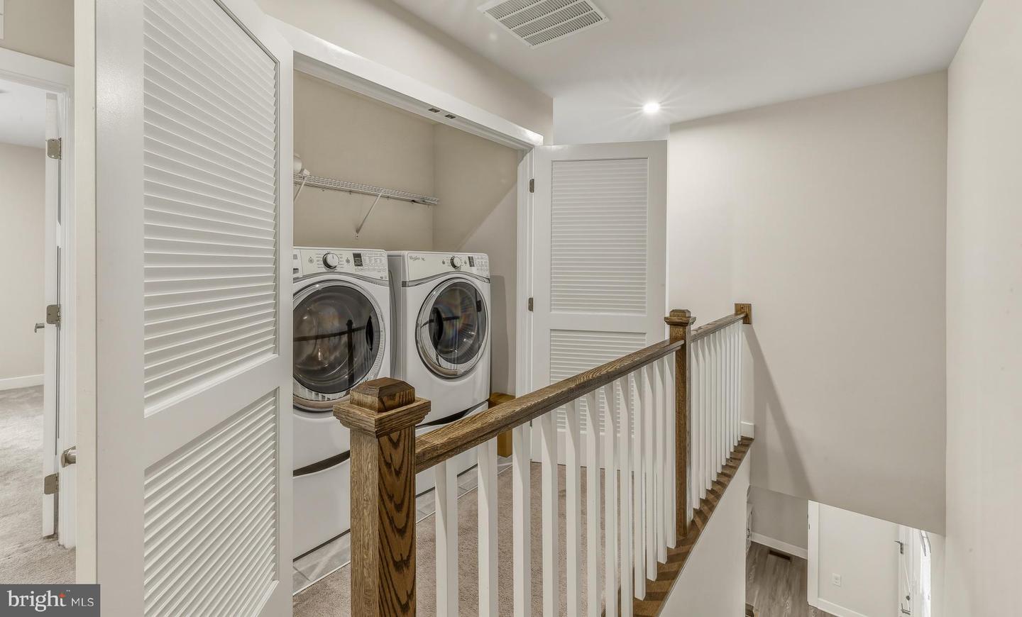 18 Circle Dr Property Photo 12