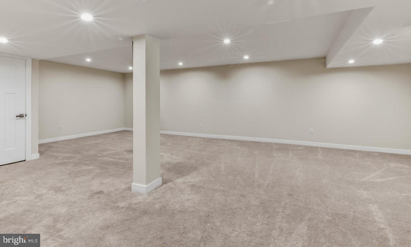 18 Circle Dr Property Photo 13