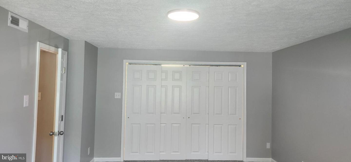 54 Kenwood Dr Property Photo 31
