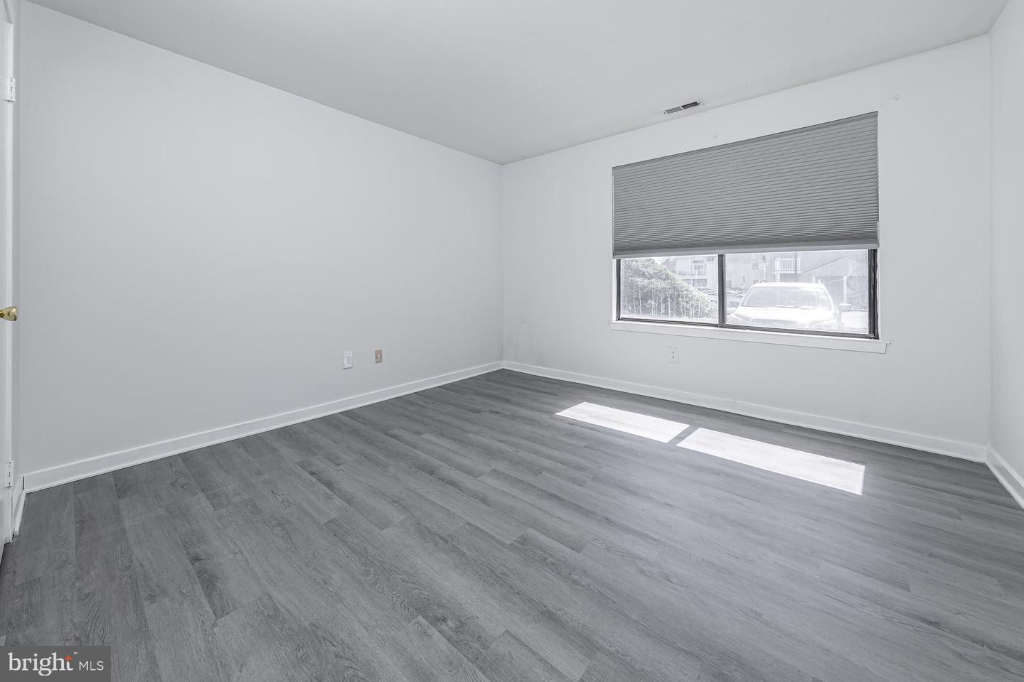 1309 Roberts Way Property Photo 10