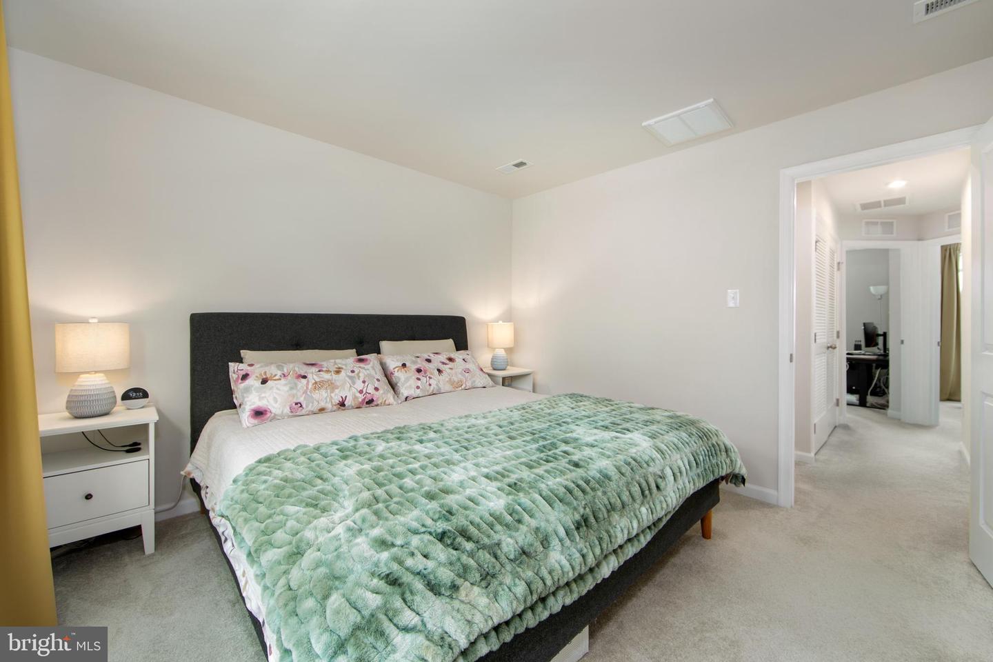 112 Rowand Way E Property Photo 22