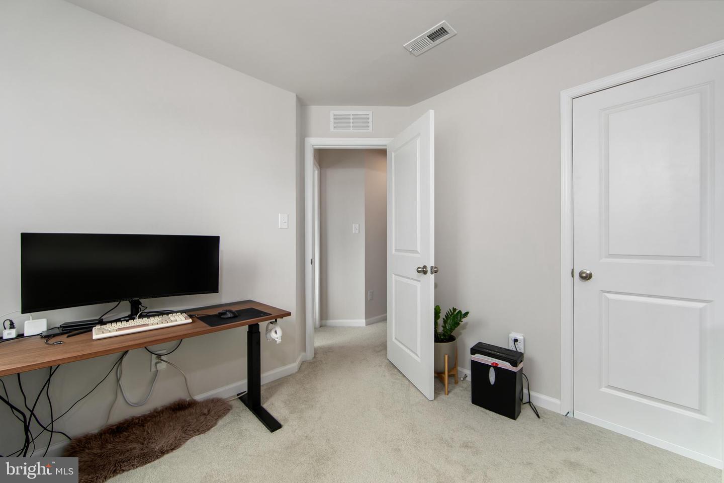 112 Rowand Way E Property Photo 29