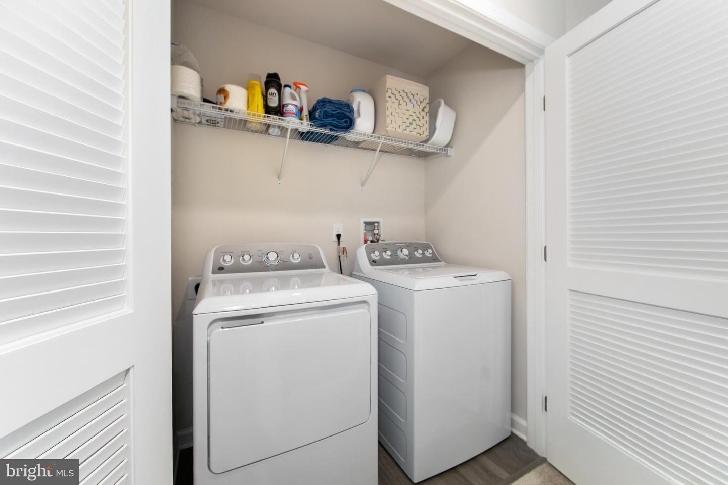 112 Rowand Way E Property Photo 31