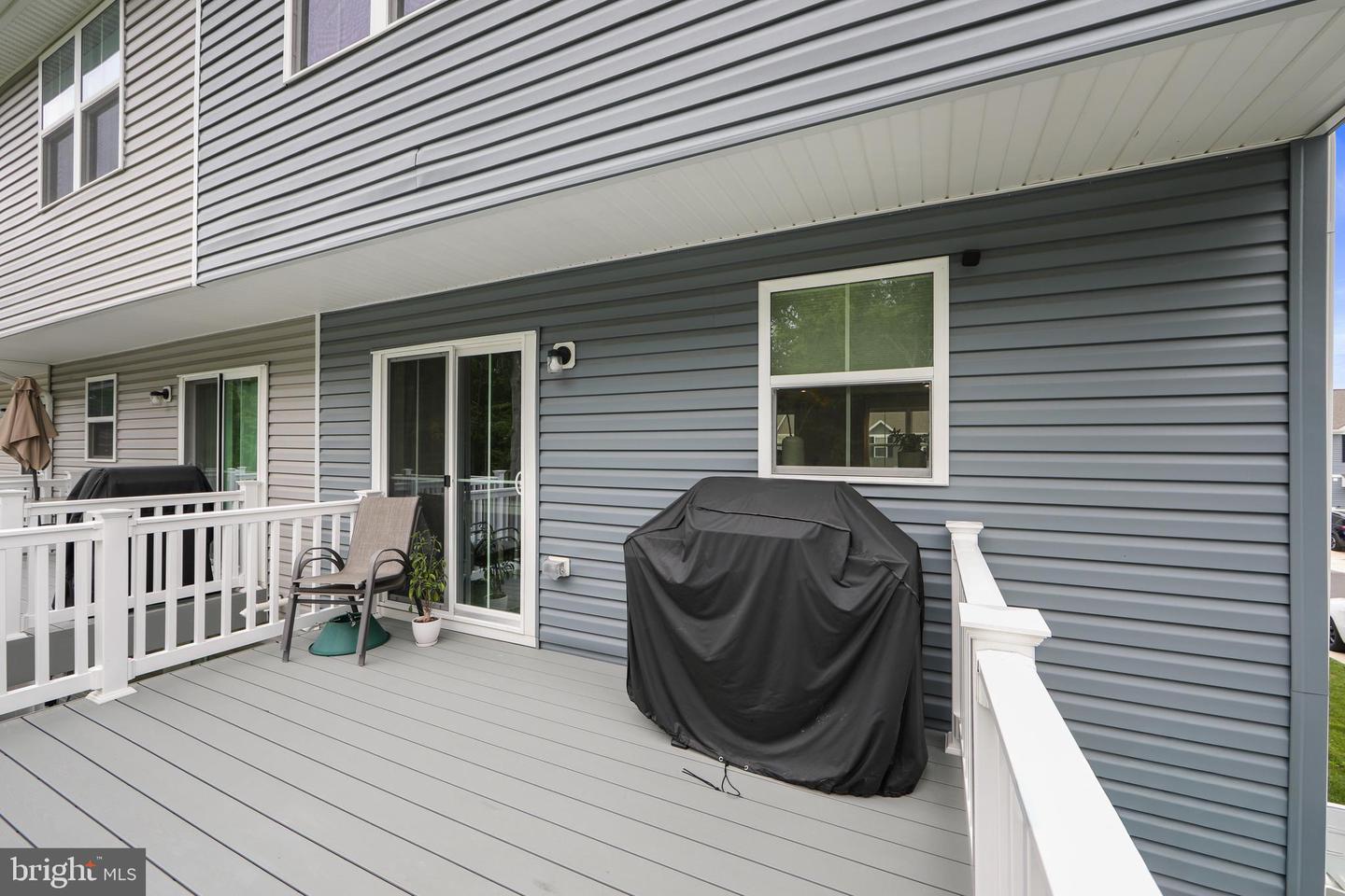 112 Rowand Way E Property Photo 32