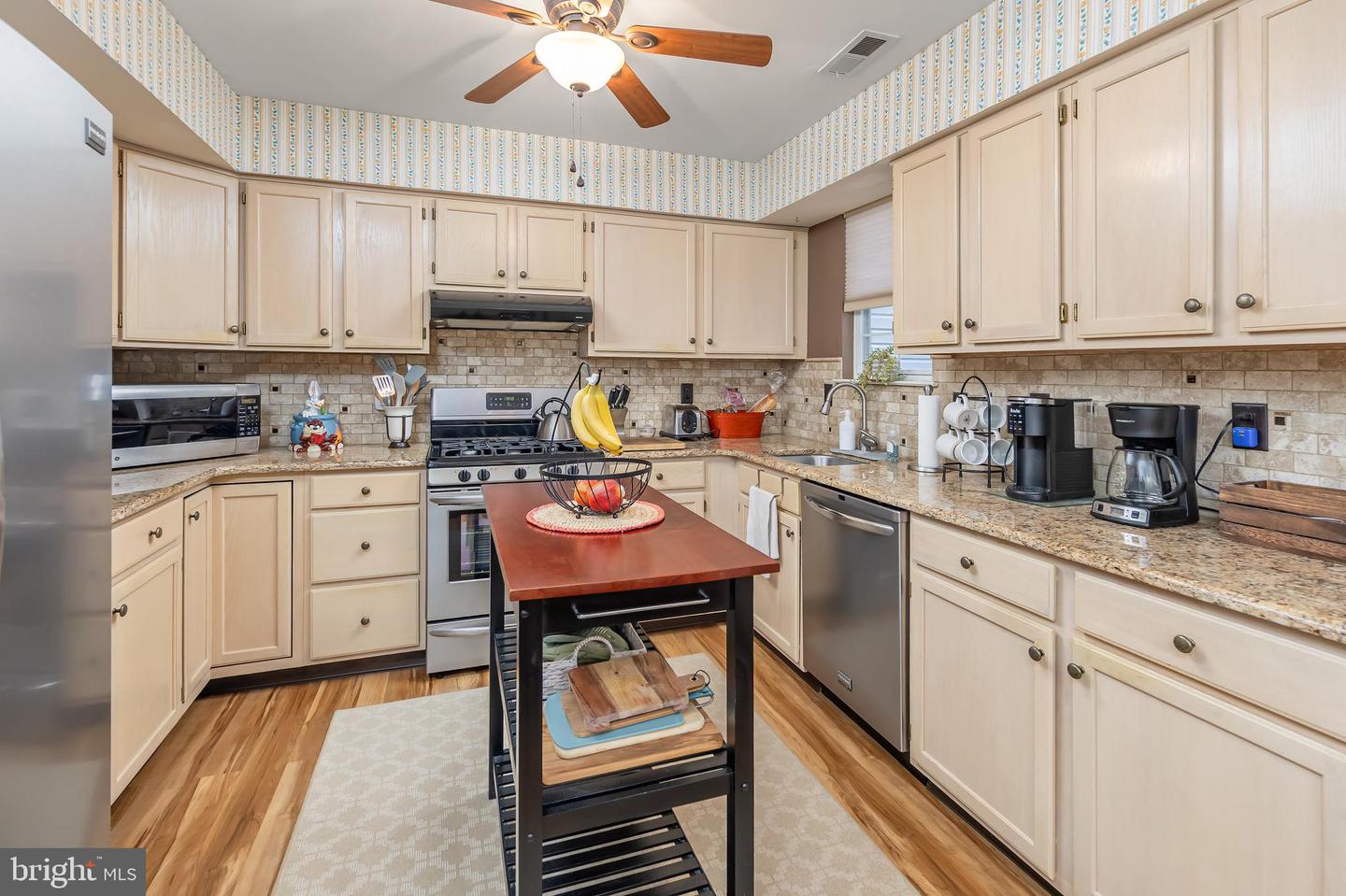 NJCD2124694 Property Photo 5