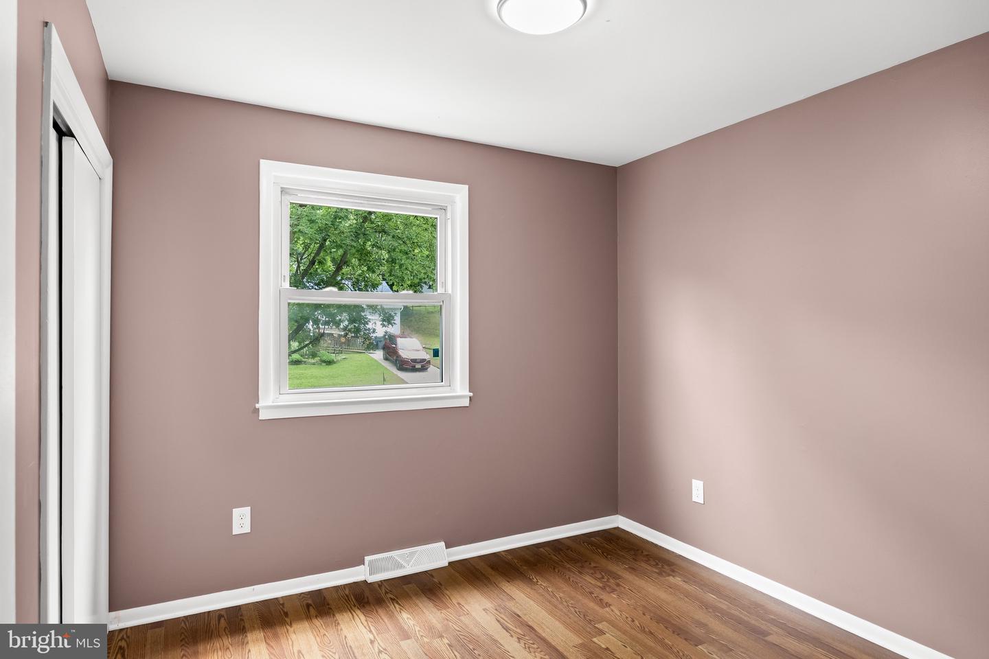7591 Remington Ave Property Photo 18