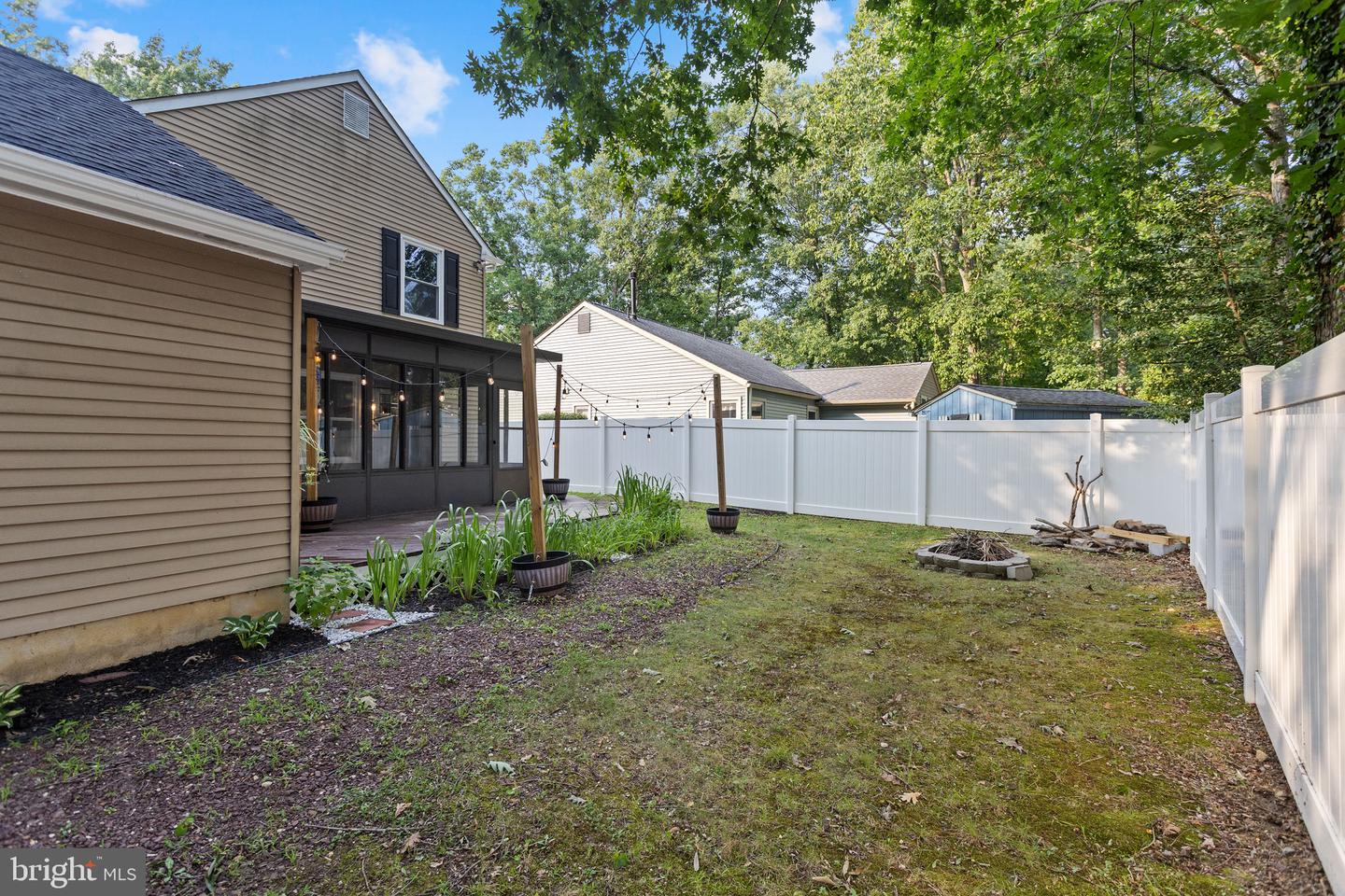 64 Windingbrook Dr Property Photo 26