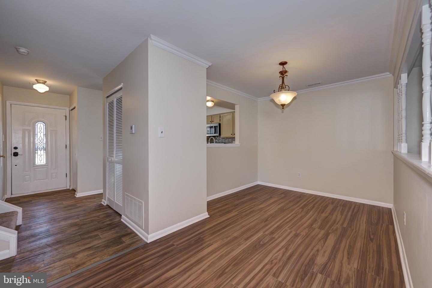 46 Grant Ln Property Photo 9