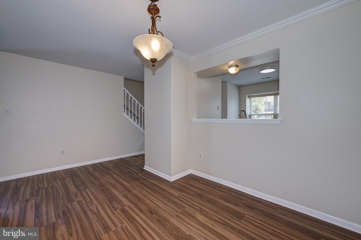 46 Grant Ln Property Photo 10