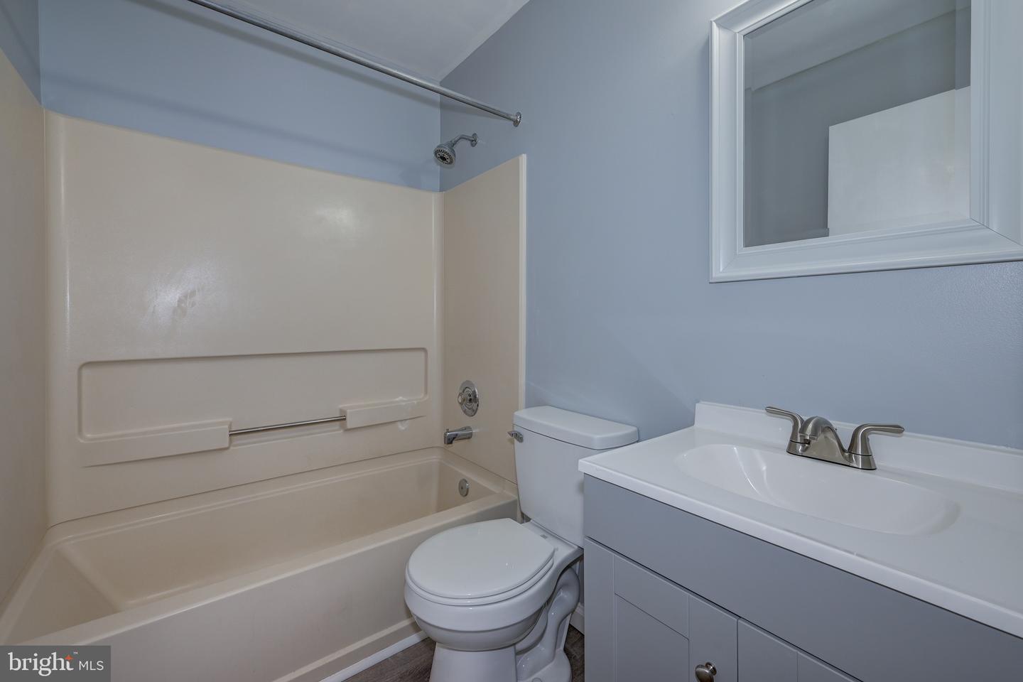 46 Grant Ln Property Photo 24