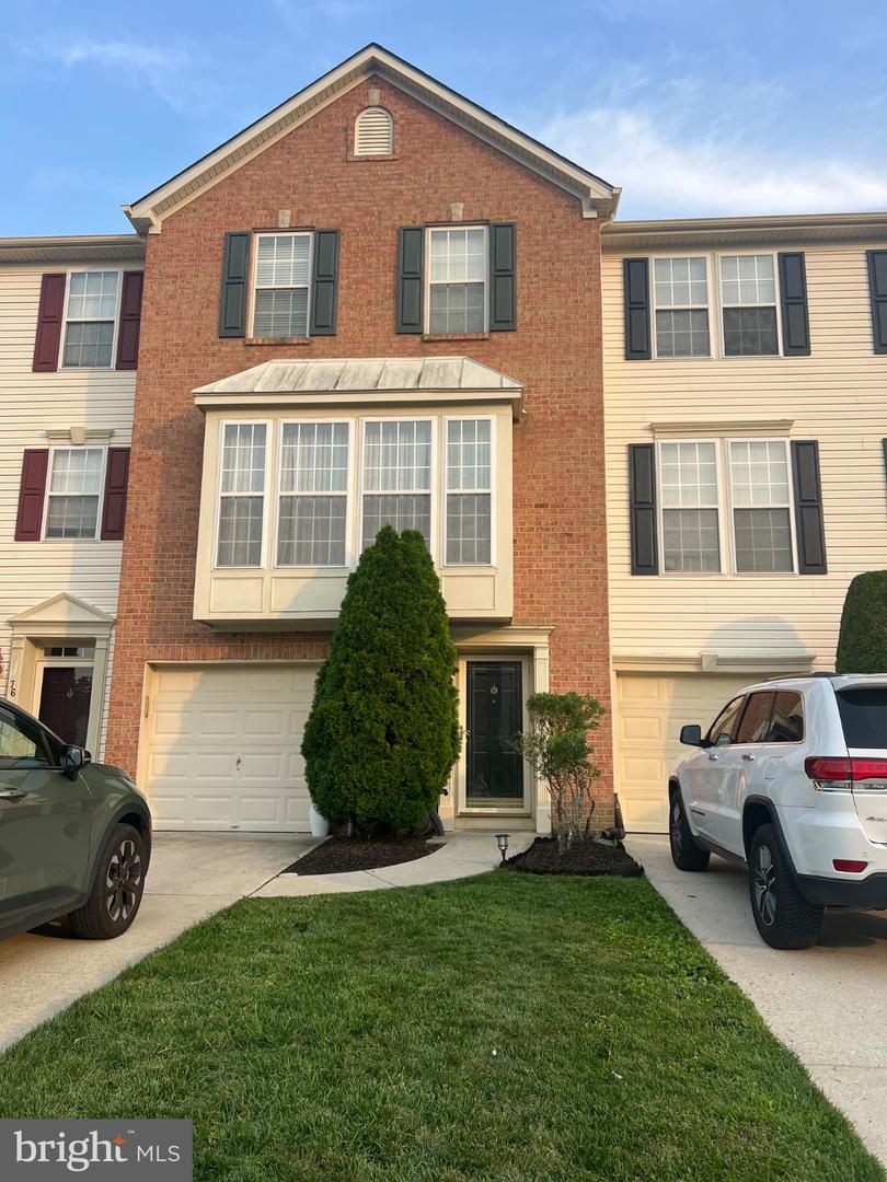 74 Colts Neck Dr Property Photo 1