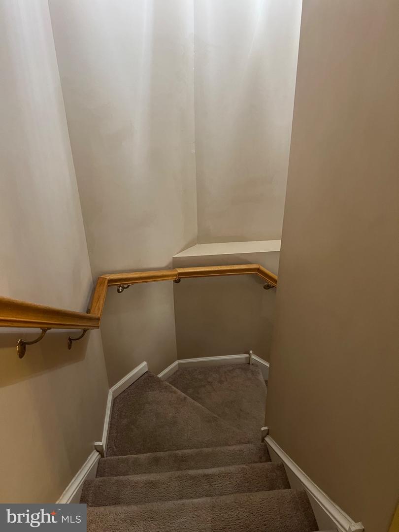 74 Colts Neck Dr Property Photo 16