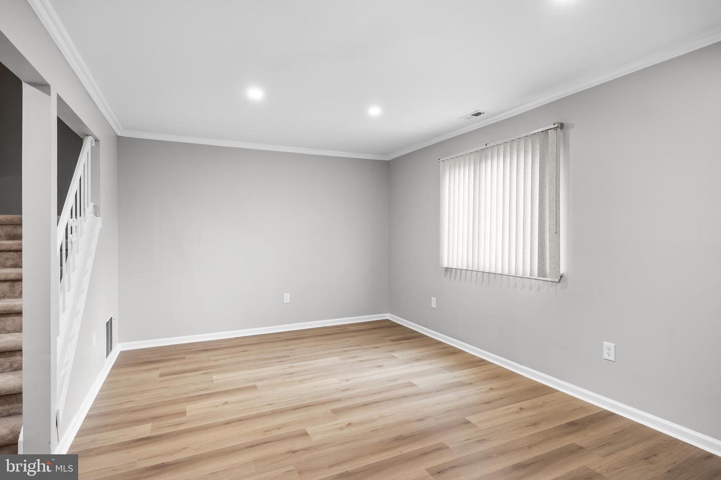 13 Hopewell Ln Property Photo 6
