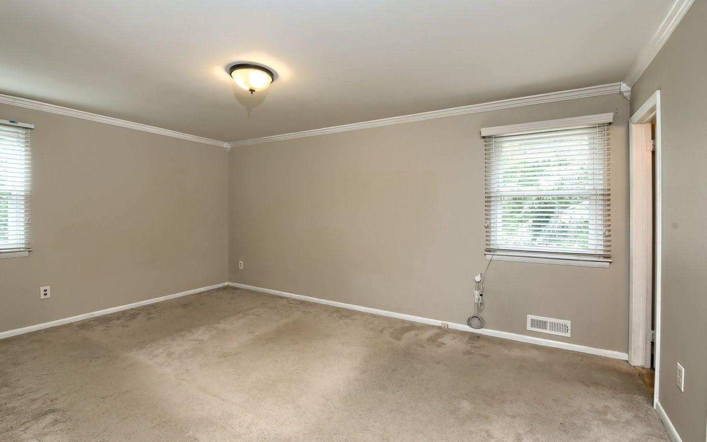 1939 Birchwood Park Dr N Property Photo 14