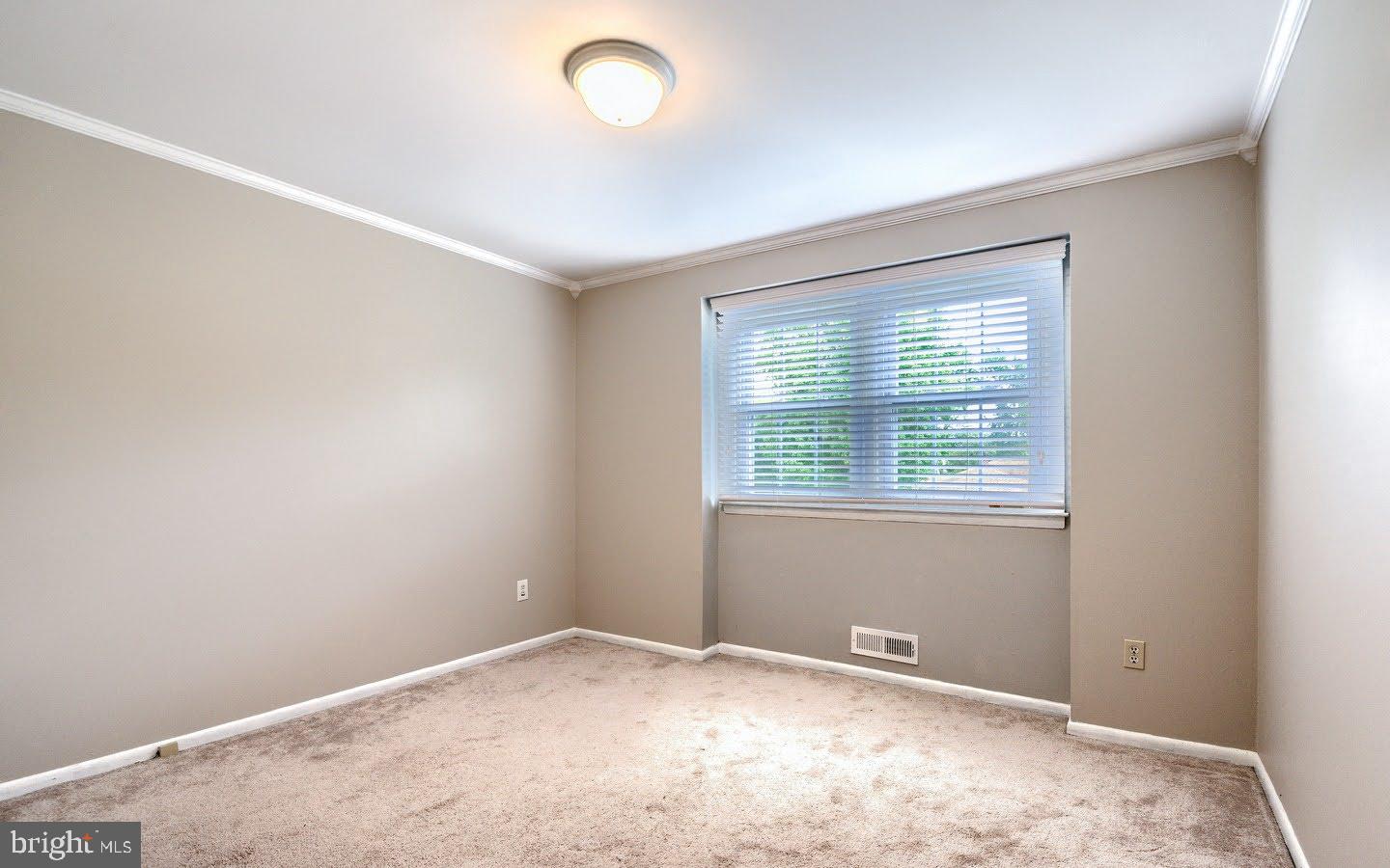1939 Birchwood Park Dr N Property Photo 21