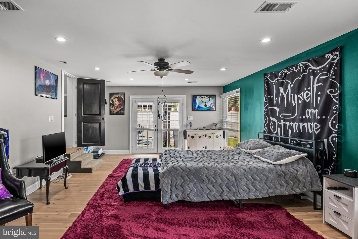 124 Washington Property Photo 17