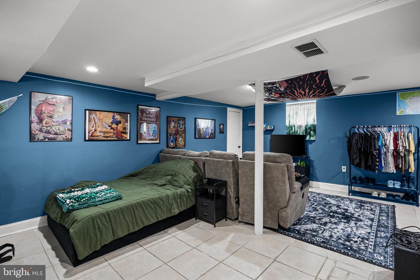 124 Washington Property Photo 23
