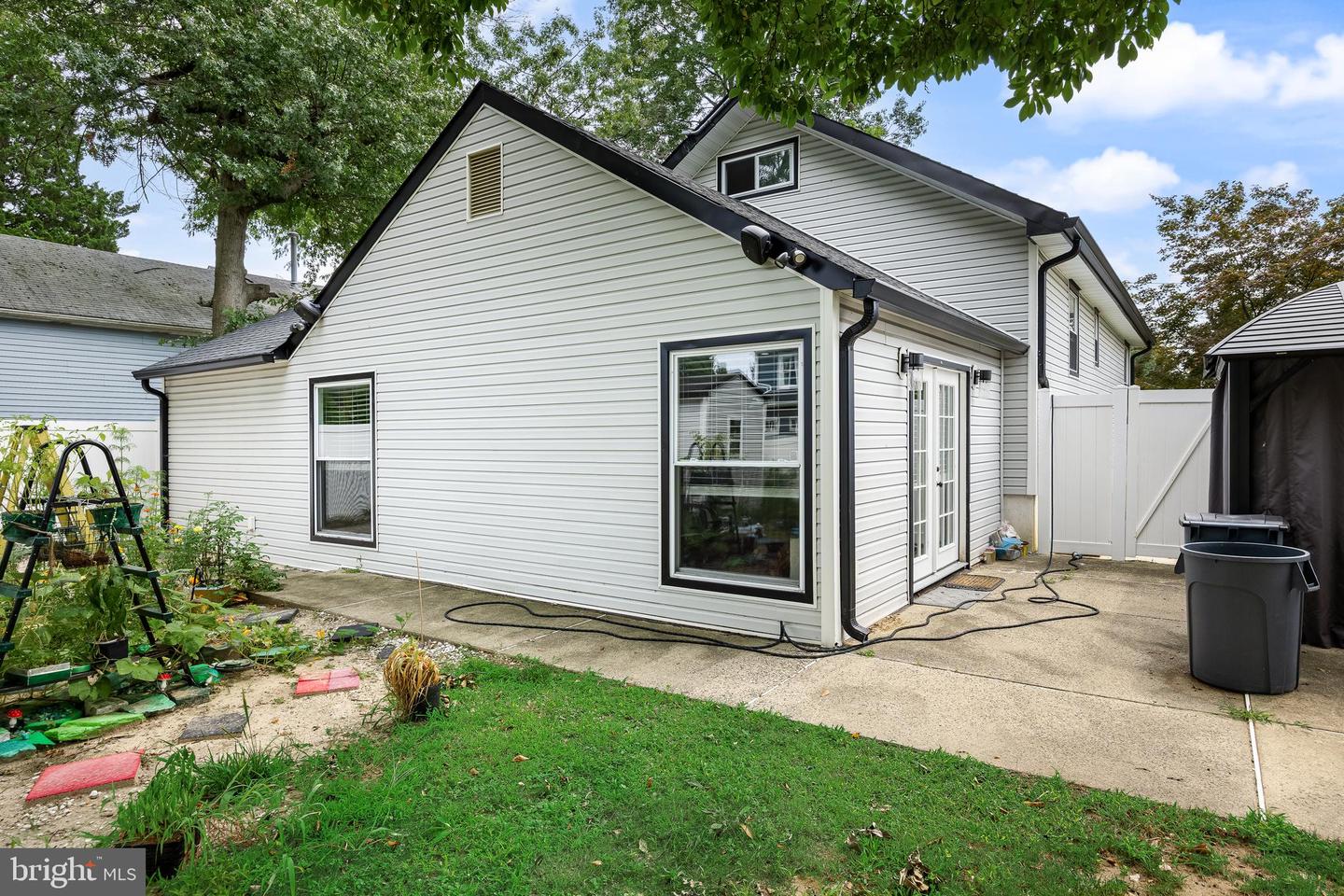 124 Washington Property Photo 29