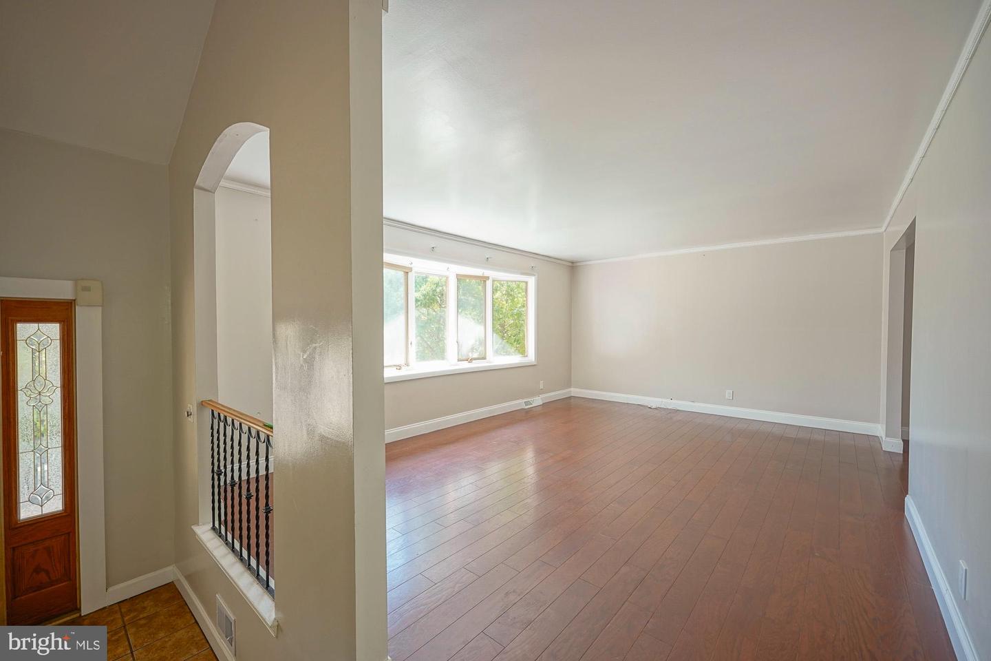 701 Crestbrook Ave Property Photo 19