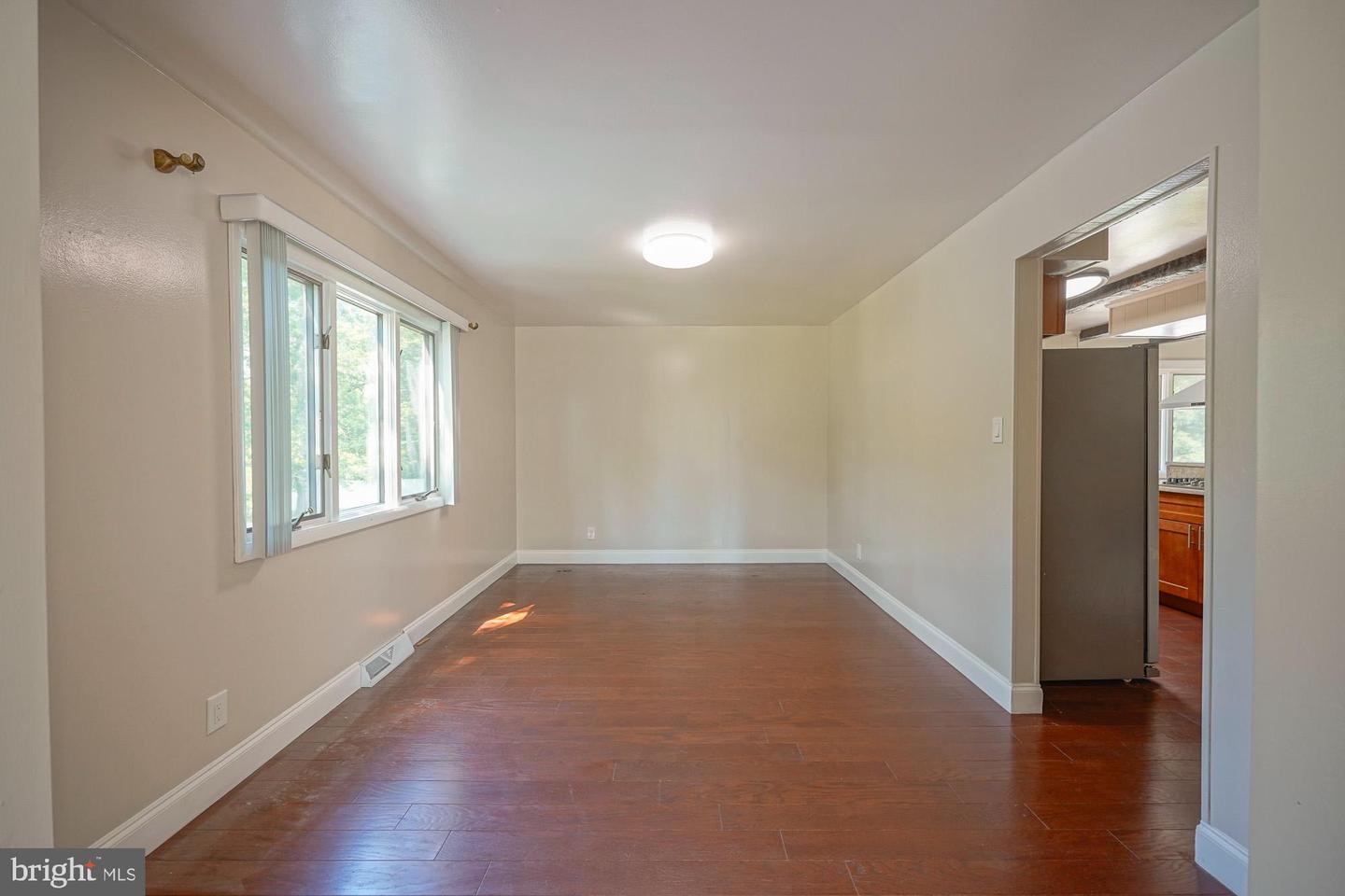 701 Crestbrook Ave Property Photo 20