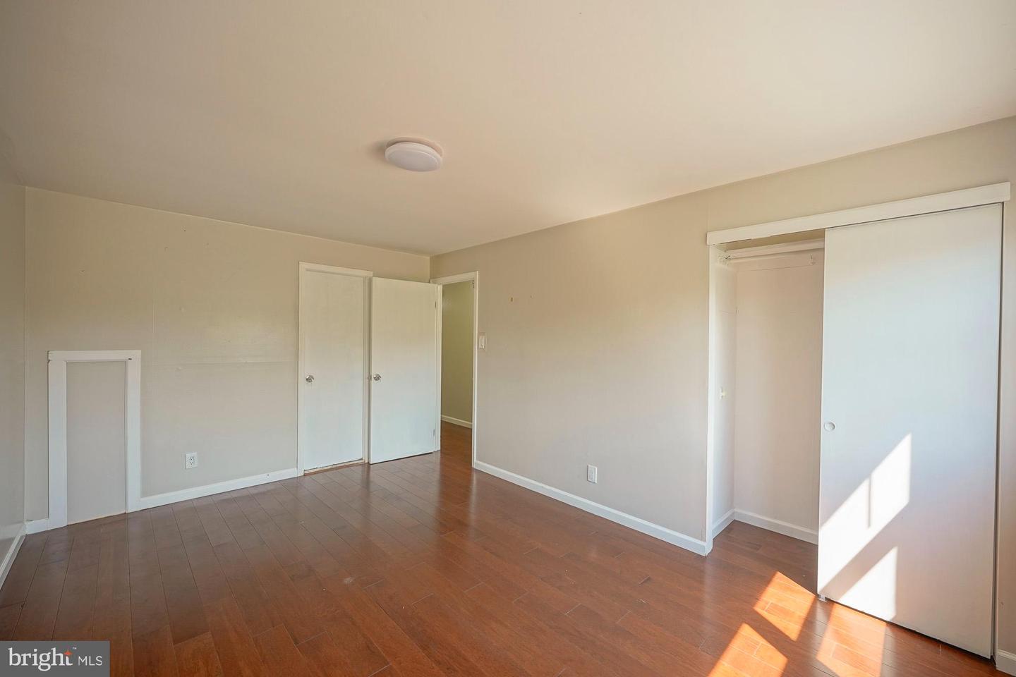 701 Crestbrook Ave Property Photo 32