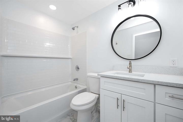 11 S Black Horse Pike #2a Property Photo 6