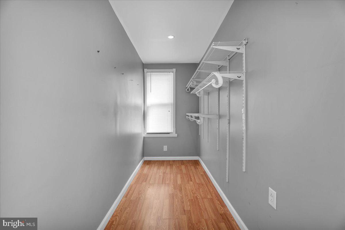 2726 Wayne Ave Property Photo 12