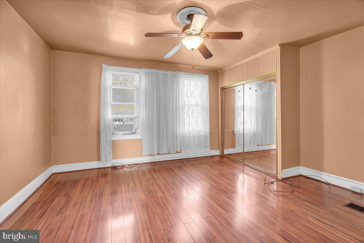 2726 Wayne Ave Property Photo 15