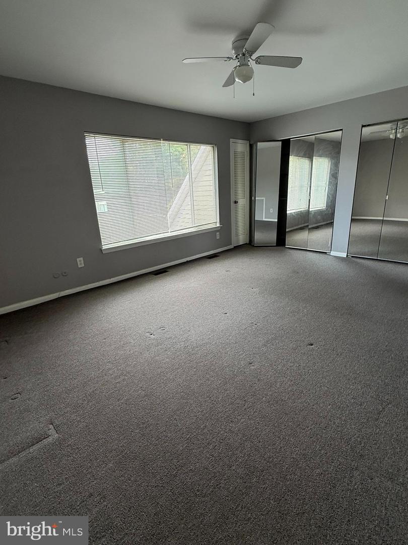 1097 Corbridge Ct Property Photo 24
