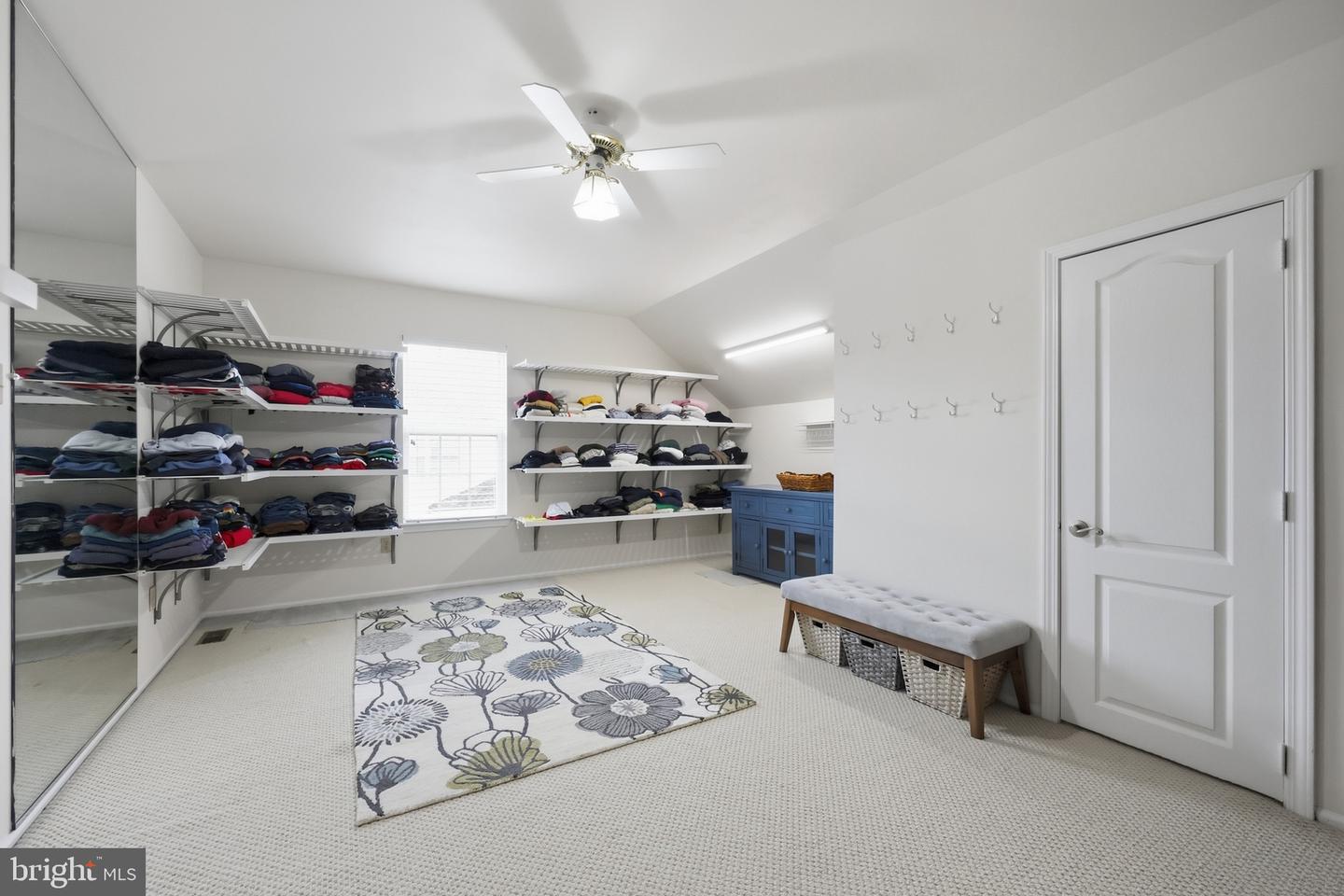 128 Renaissance Dr Property Photo 18