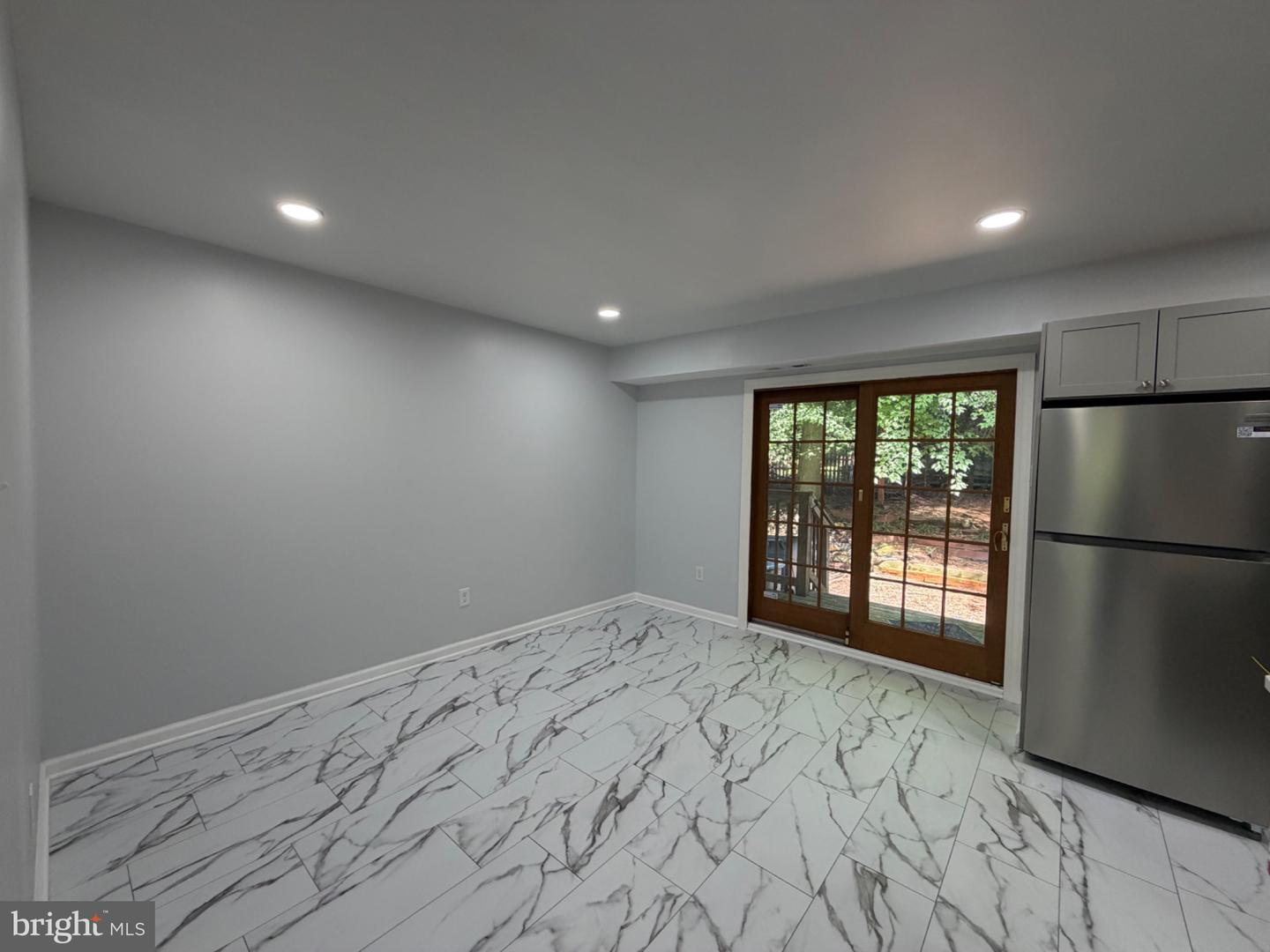 31 Harwood Ln #dd Property Photo 5