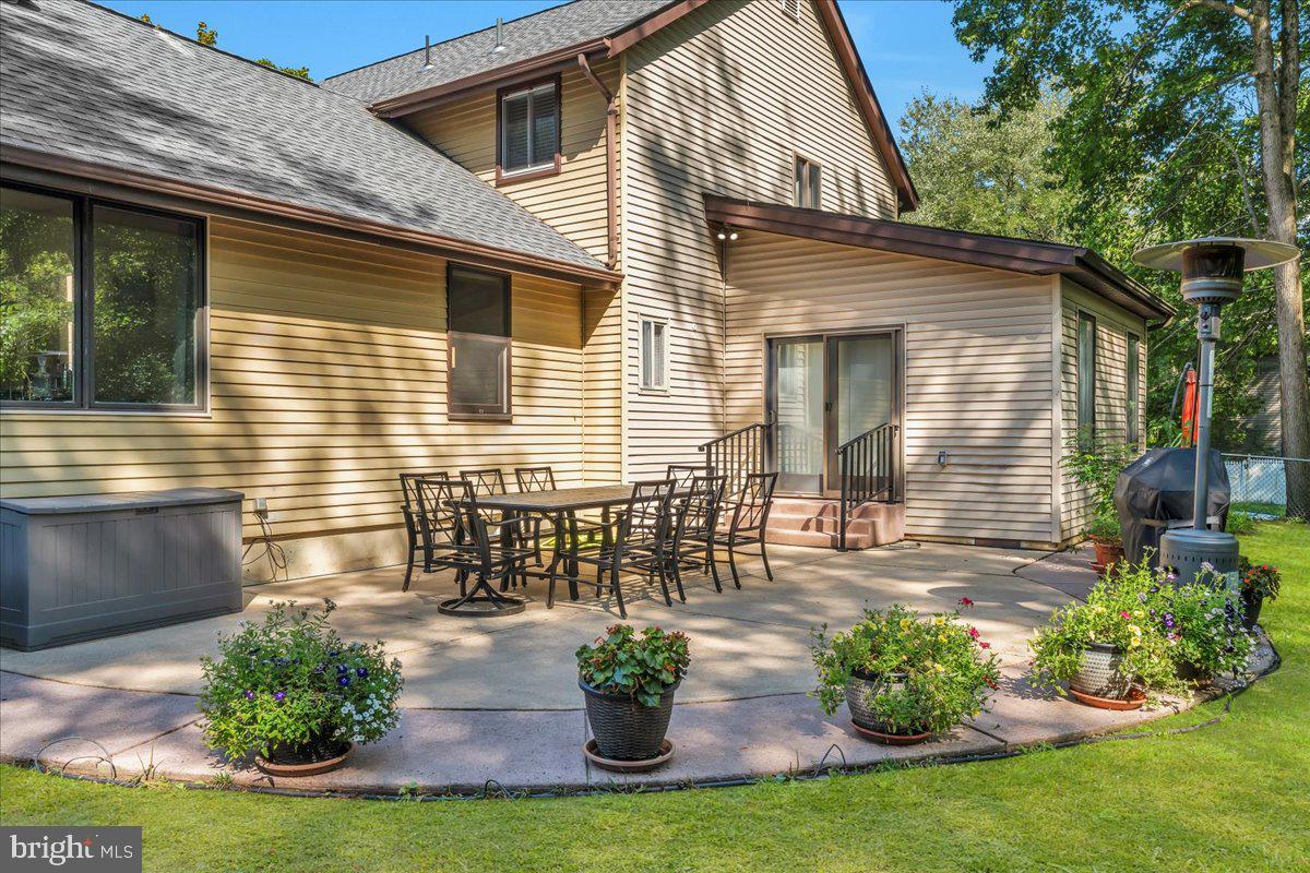 25 Teak Ct Property Photo 31