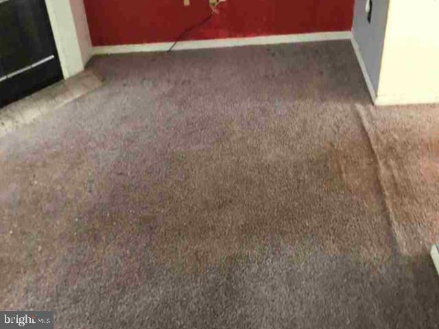 19 Summit Ct Property Photo 4