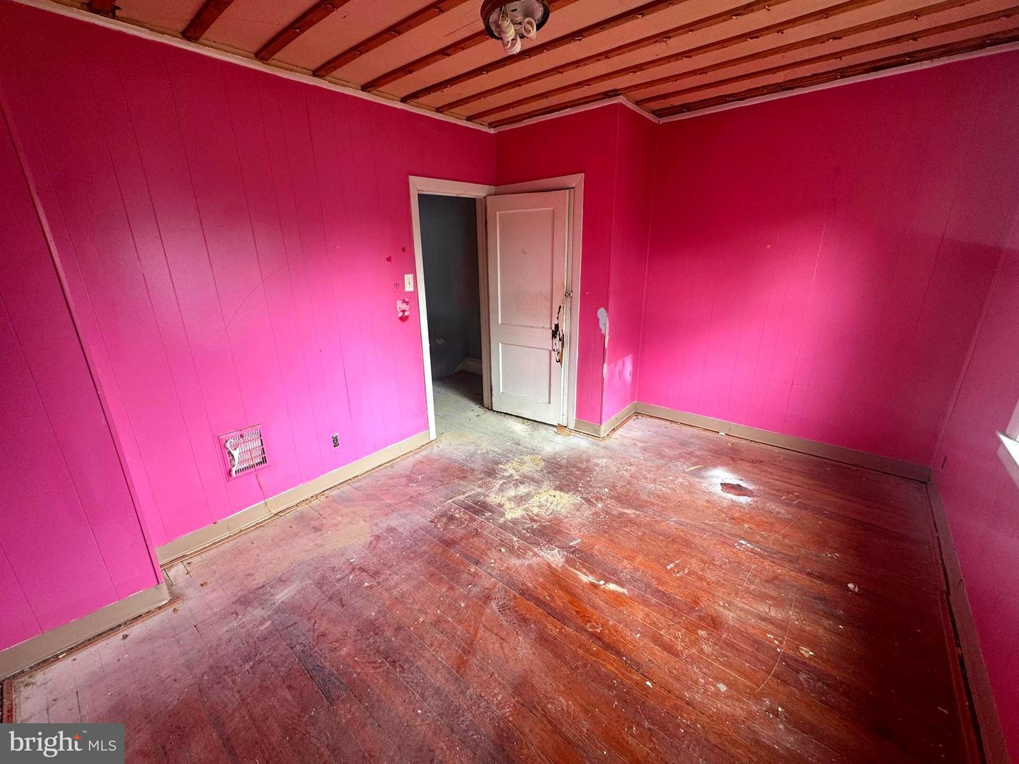 4562 Harding Rd Property Photo 33