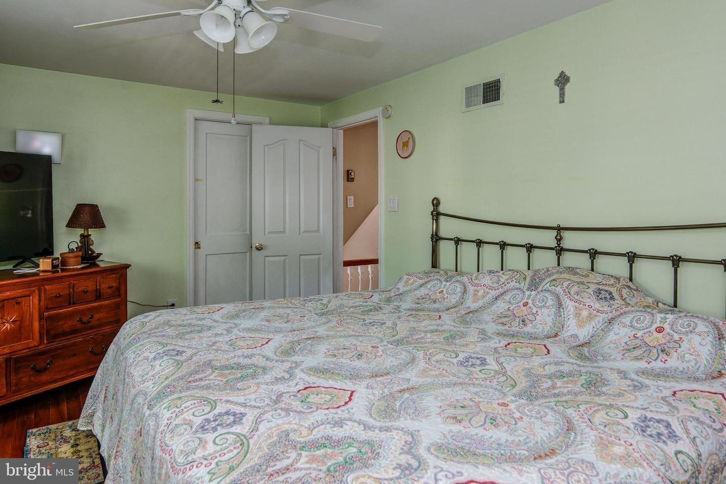 120 Ardmore Ave Property Photo 27