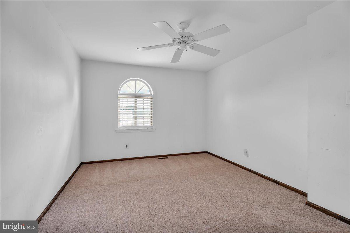 50 Wayside Road Property Photo 17